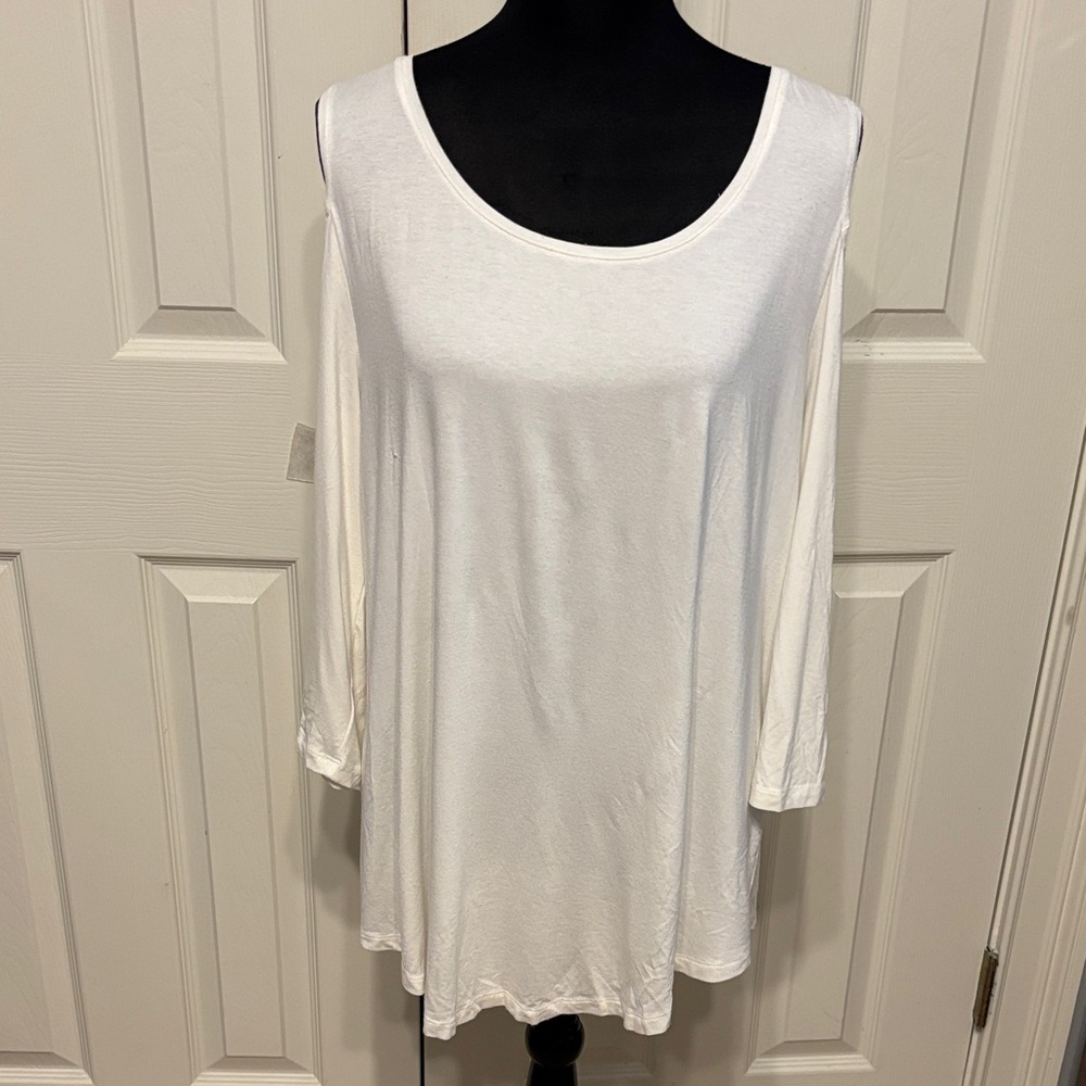 JM Collection Cold Shoulder Top